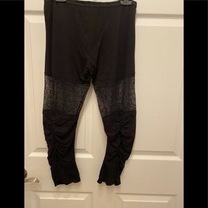 Adorable Black Capris